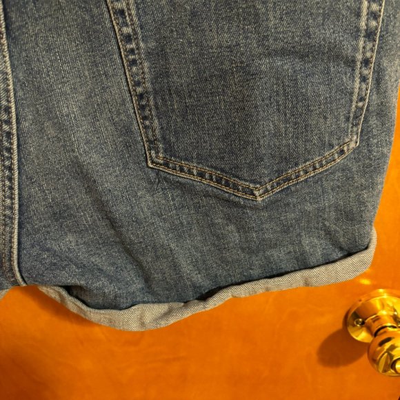 Old Navy‎ O.G. Short High Rise Distressed Jeans Rolled Cuff - Picture 13 of 16